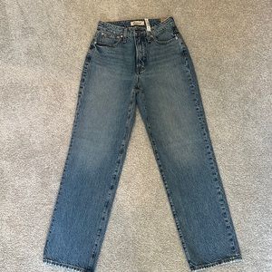 Madewell Curvy Perfect Vintage Straight Jean Size 25